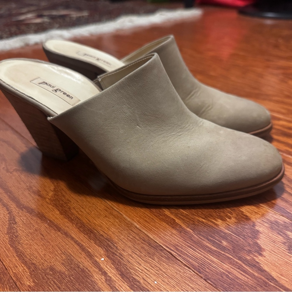 Paul Green (6.5 US) Tan Mules